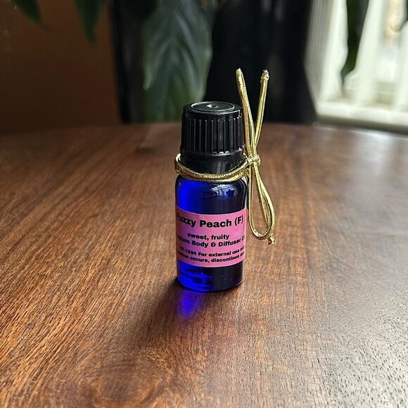 New Fuzzy Peach Body and Diffuser Oil 10ml 🍑 - Picture 3 of 3